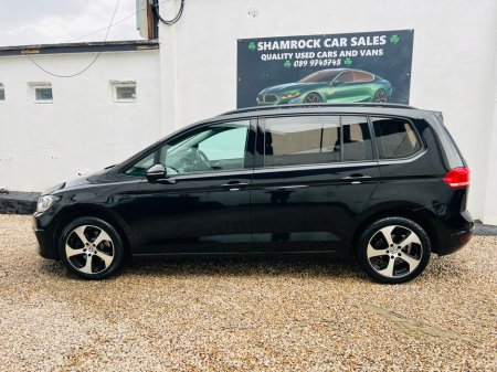 2017 Volkswagen Touran  €8,750