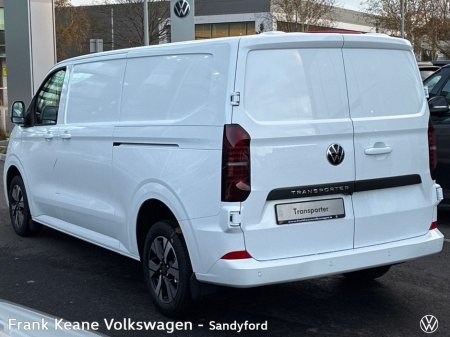 2025 Volkswagen Transporter TRENDLINE PLUS AUTO 30 LWB 150BHP *PRE REG SALE* *5YEAR WARRANTY* * *0% FINANCE AVAILABLE* *17" MONTE CARLO ALLOYS* *BODY COLOUR CODED BUMPERS* *APPLE CARPLAY/ANDROID AUTO* *REAR VIEW CAMERA* *FRONT A €36,545 thumbnail