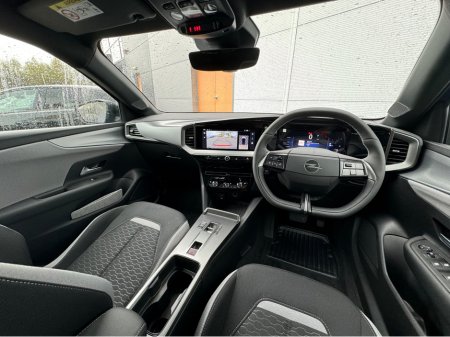 2026 Opel Mokka Elegance | 1.2 MHEV | 136hp €37,895