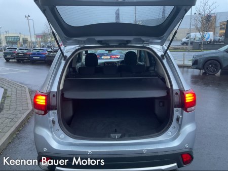 2018 Mitsubishi Outlander OUTL 2WD 6MT 5SPEED 17MY 4DR €16,000 thumbnail