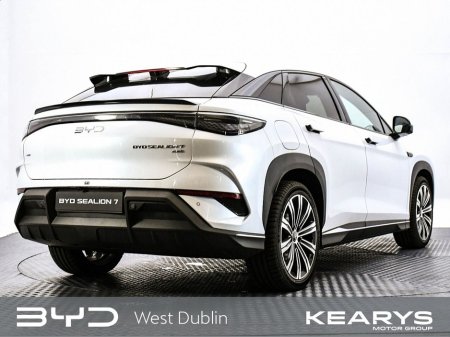 2026 BYD Sealion 7 Order your 261 Sealion 7 Excellence Indigo Grey today! thumbnail