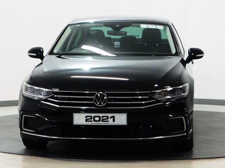 2021 Volkswagen Passat *111* GTE S-A DSG €22,900 thumbnail