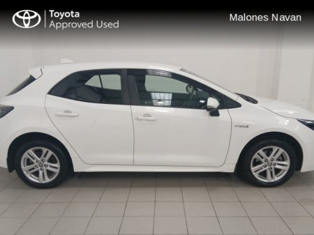 2022 Toyota Corolla COROLLA HYBRID LUNA H/B €25,950