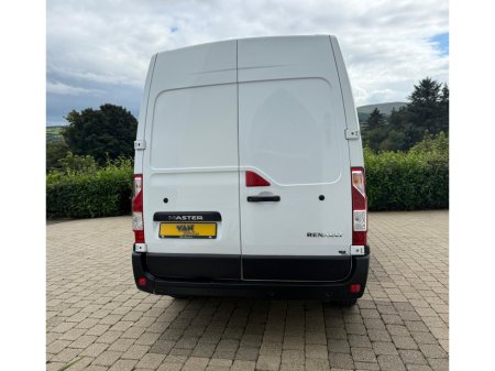 2022 Renault Master MM35 BUSINESS+ BLUE BUSINESS PLUS DCI €18,250 thumbnail