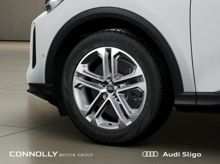 2026 Audi Q5 SE SUV Petrol Plug-In Hybrid "Order Now for 2026" €71,735 thumbnail