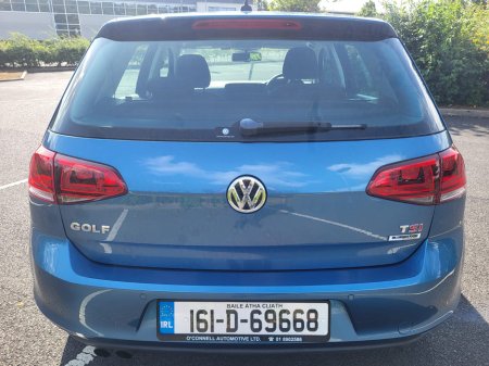 2016 Volkswagen Golf  €13,999