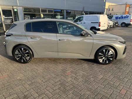 2026 Peugeot 308  €35,850