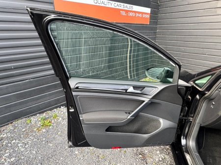 2013 Volkswagen Golf 1.4 TFSI AUTO €10,495 thumbnail