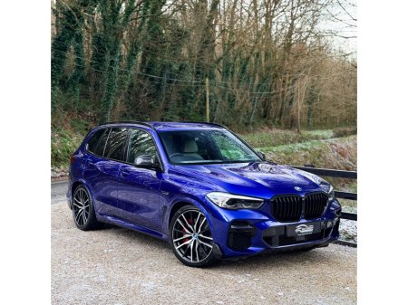 2022 BMW X5 2022 (221) BMW X5 45e M Sport Pro *SAN MARINO BLUE €64,999