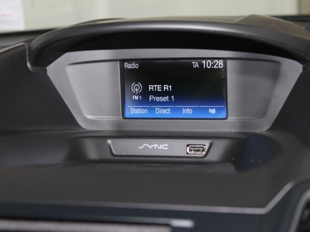 2017 Ford C-Max Zetec 1.5 TDCI 95PS M6 4DR €12,999 thumbnail