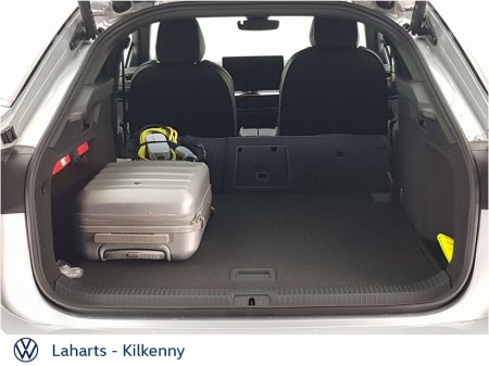 2025 Volkswagen ID.7 PRO PLUS €45,950 thumbnail