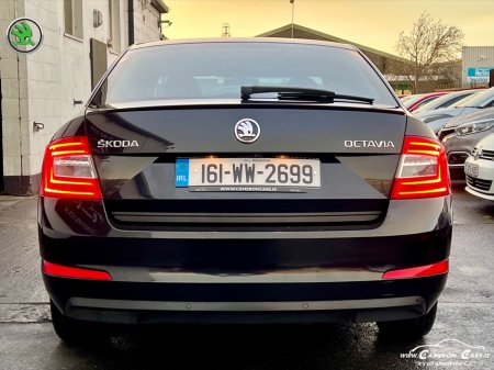 2016 Skoda Octavia STYLE 1.6 TDI CARPLAY XENON €9,950 thumbnail