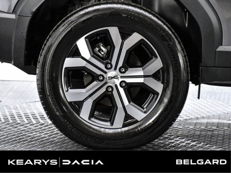 2025 Dacia Duster TCe 130 Expression €33,900 thumbnail