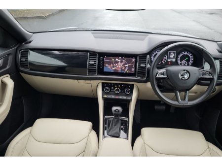 2020 Skoda Kodiaq 7S STYLE 2.0 TDI 150BHP DSG  *** Skoda Umbrella x 2 / Full Leather / Sat Nav / Reversing Camera *** €35,900 thumbnail