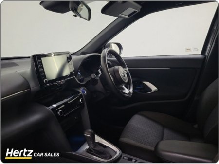 2023 Toyota Yaris Cross DESIGN HEV 1.5 Petrol Automatic €25,895 thumbnail