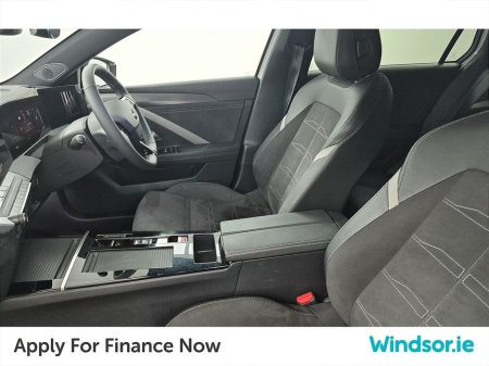 2025 Opel Astra GS 55KWh EV €37,995