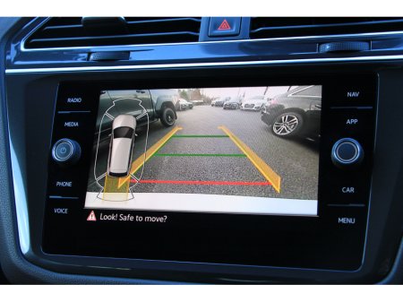 2022 Volkswagen Tiguan Allspace Black Edition R Line * Sunroof * 7 Seats €43,950 thumbnail