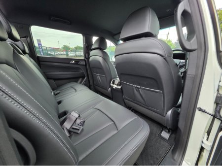 2025 Ssangyong Musso 2.2 PICK UP 5 SEATER COMMERCIAL 4WD 200 BHP 3.5 TON TOWING CAPACITY REV-CAMERA // 5 YEAR WARRANTY // APPLY FOR FINANCE TODAY // THE BEST VALUE PICK UP IN IRELAND // €40,950 thumbnail