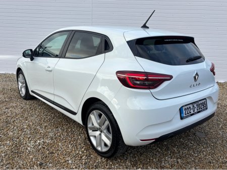2022 Renault Clio DYNAMIQUE EDITION NAEB TC TCE 90 €16,950