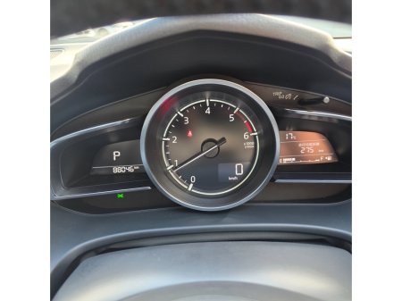 2016 Mazda Axela  €12,450 thumbnail