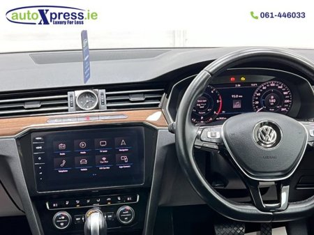 2019 Volkswagen Passat 2.0 TDI HIGH LINE Automatic, Reversing camera €26,995 thumbnail