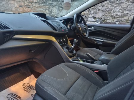 2013 Ford Kuga 2.0TDCI 140PS Zetec €5,799 thumbnail