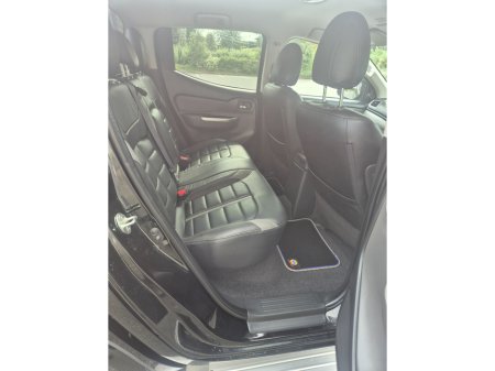 2019 Mitsubishi L200 TITANIUM DI-D 4WD DCB €19,450