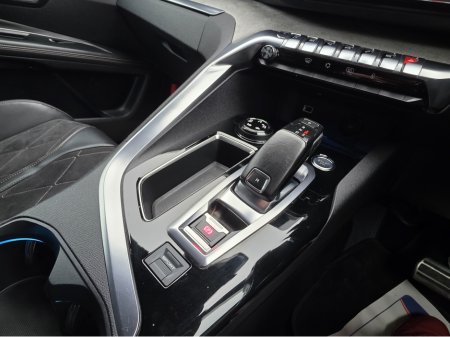 2018 Peugeot 5008 ( 182 REG ) GT LINE 7 SEATER  - DIGITAL DASH - CAMERA - ALLOYS -   CARPLAY ANDROID AUTO EU RADIO  PEARL WHITE €26,500 thumbnail