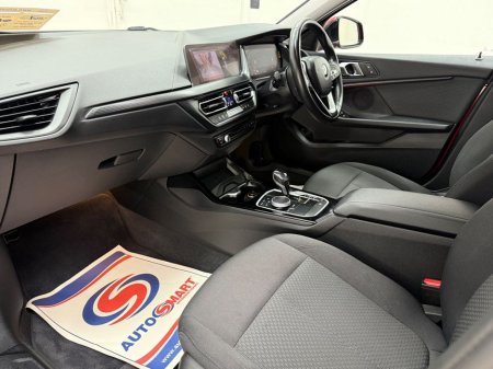 2020 BMW 1 Series 118D PLAY EDITION JOY PLUS Automatic, Reversing camera €24,995 thumbnail