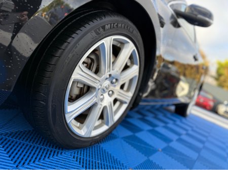 2018 Volvo V40 D4 INSCRIPTION - 2.0L DIESEL - AUTO - 12M WARRANTY - CAR: 1615 €14,950 thumbnail