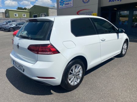 2019 Volkswagen Golf  €11,341