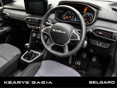 2025 Dacia Sandero Stepway STEPWAY Extreme TCe 90 GSR2 €24,810 thumbnail