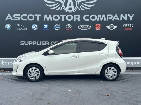 2016 Toyota Aqua Hybrid €9,950