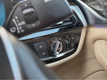 2017 BMW 5 Series ( 172 REG ) 523D LUXURY - CARPLAY NAVIGATION EDITION FULL LEATHER ELECTRIC HEATED SEATS - 360 REVERCE CAMERA - PRIVACY GLASS €24,950 thumbnail