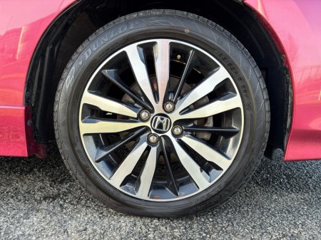 2017 Honda Fit 1.5L Petrol Hybrid Automatic thumbnail