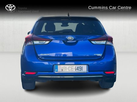 2018 Toyota Auris AURIS HYBRID LUNA SPORT €18,888