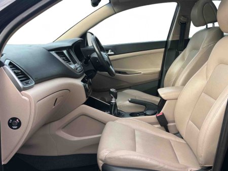 2016 Hyundai Tucson PREMIUM 5DR €12,950