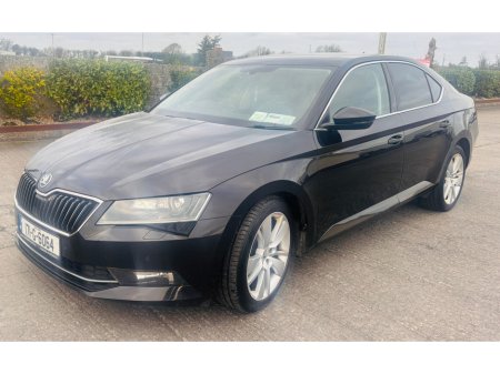 2017 Skoda Superb  €11,995