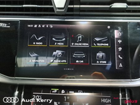 2025 Audi Q7 60TFSI E QUATTRO 490BHP AUTOMATIC €96,900 thumbnail