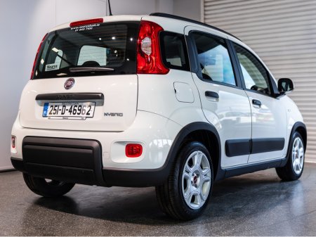 2025 Fiat Panda 1.0 MHEV €15,950