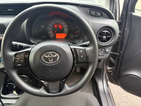 2019 Toyota Vitz  €11,590 thumbnail