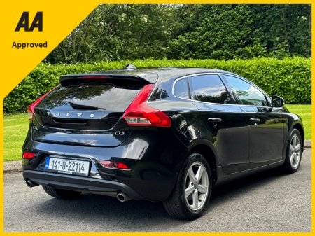 2014 Volvo V40 2.0 D3 SE 5DR €8,445