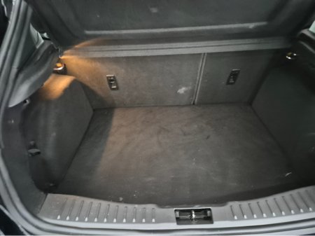 2017 Ford Focus 1.5 TDCI ST-LINE 120PS 5 5DR €12,950 thumbnail