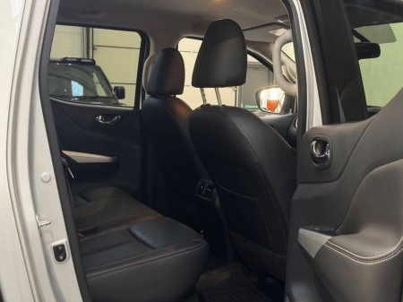 2021 Nissan Navara DCI TEKNA #27 €24,950 thumbnail