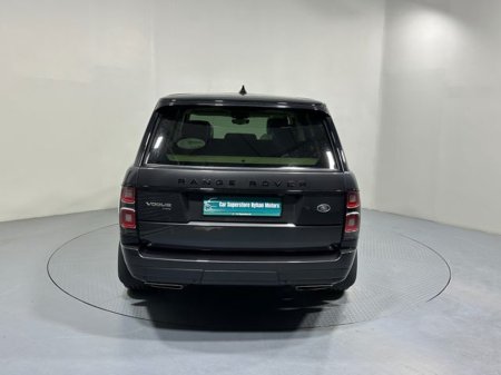 2020 Land Rover Range Rover Vogue P400e 202 €57,800 thumbnail