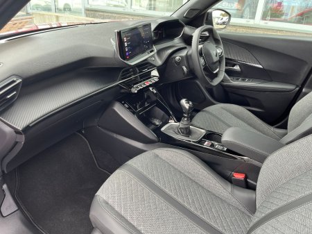 2025 Peugeot 2008 Allure 1.2 100*QUALITY ASSURED USED CARS*SIMI APPROVED*GREAT RATE FINANCE AVAILABLE*WELCOME TO DAVID QUIGLEY AUTOS* €27,950 thumbnail