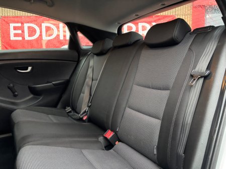 2014 Hyundai i30 1.4L Diesel Classic with Bluetooth €7,750 thumbnail