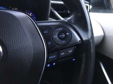 2021 Toyota Corolla LUNA SPORT - GRANDONS €24,995 thumbnail