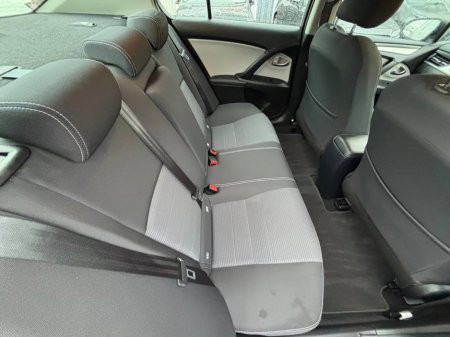 2017 Toyota Avensis 1.6 D-4D Luna Navi Saloon €11,500 thumbnail
