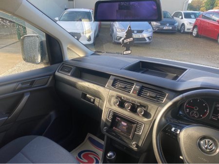 2018 Volkswagen Caddy C20 TRENDLINE TDI 102BHP €13,950 thumbnail